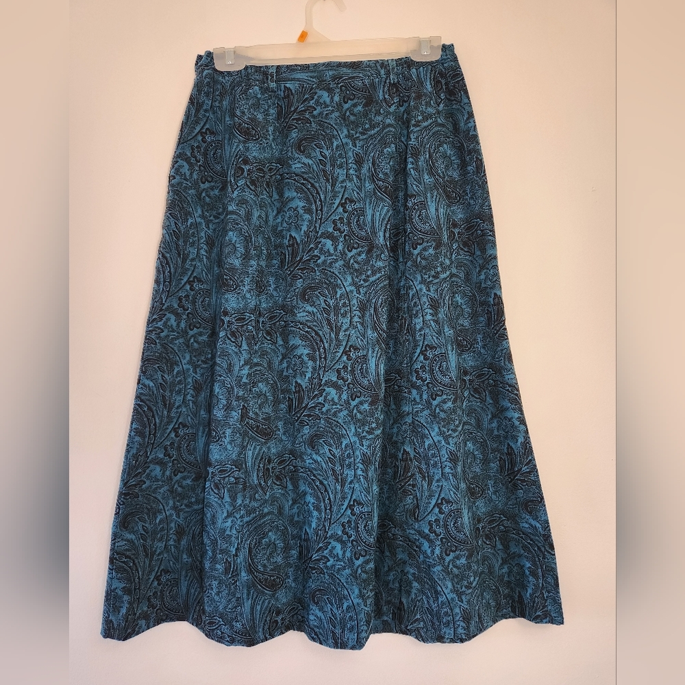 Appleseed's Petites Teal Paisley Skirt